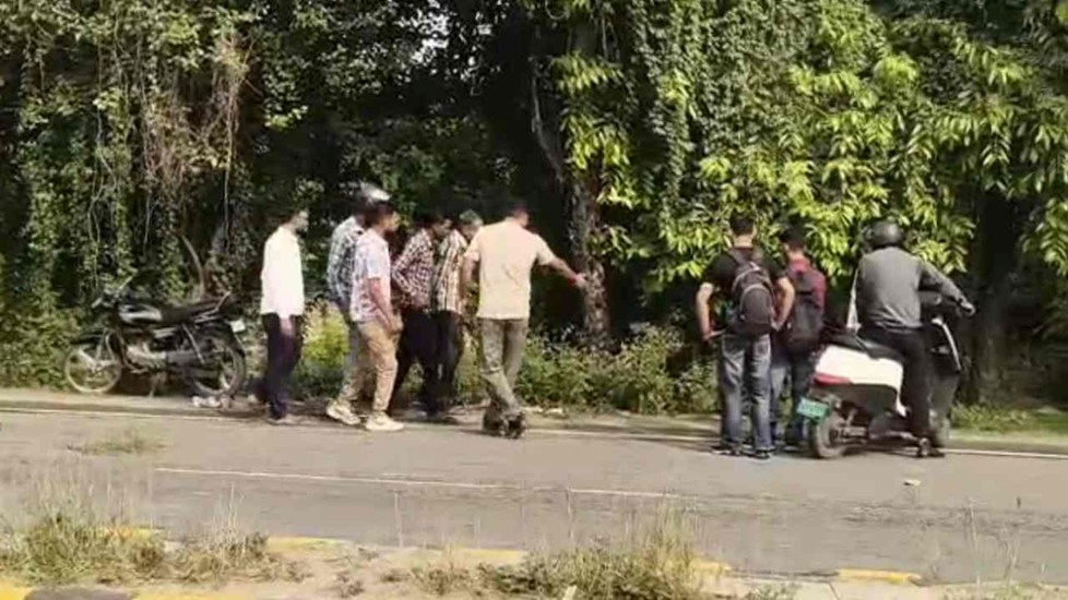 हरियाणा में बड़ा सड़क हादसा, स्कूल बस ने बाइक सवार तीन लोगों को रौंदा, 2 की मौत, एक की हालत नाजुक