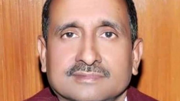 कुलदीप सिंह सेंगर को लगा झटका! सुप्रीम कोर्ट ने उम्रकैद निलंबन पर लगाई रोक