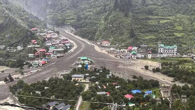 देहरादून में बढ़ने लगी गर्मी, चटक धूप और गर्म हवाओं ने बढ़ाई परेशानी