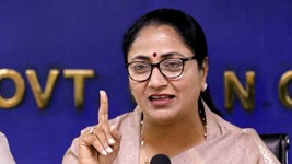 खंडित मूर्तियों की रीसाइक्लिंग के लिए दिल्ली सरकार ने किया बड़ा ऐलान, मुख्यमंत्री रेखा गुप्ता ने दिल्लीवासियों से मांगे सुझाव