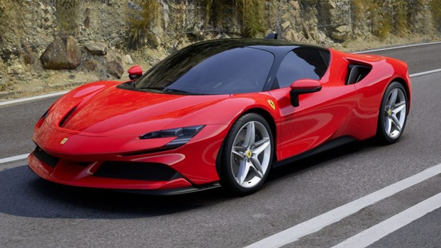 भारत में Ferrari कारों की कीमतें होंगी कम! सीधे करोड़ों की होगी बचत; जानें कैसे