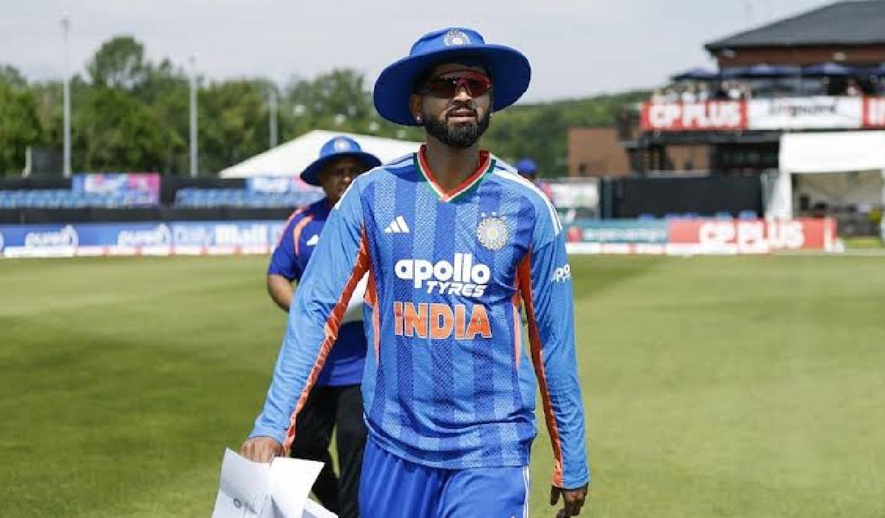 इंग्लैंड से हार के बाद श्रेयस अय्यर के नाम जुड़ा अनचाहा रिकॉर्ड, टी20 सीरीज में भारत 0-1 से पीछे