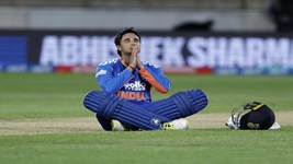 IND vs NZ: न्यूजीलैंड के गेंदबाजों की उड़ी धज्जियां, अभिषेक के शतक से भारत ने जीती T20 सीरीज