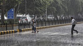 Kal Ka Mausam 14 October: दिल्ली-UP-बिहार समेत देशभर में बरसेंगे बादल, जानिए कैसा रहेगा कल 14 अक्टूबर का मौसम