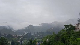 Kal Ka Mausam 26 September: दिल्ली समेत कई राज्यों में बदलेगा मौसम का मिजाज, शनिवार से बारिश के आसार