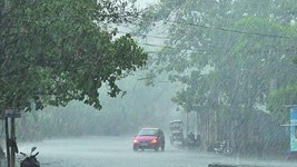 Kal Ka Mausam: मौसम का बिगड़ा मिजाज, 2 सितंबर को 23 राज्यों में भारी बारिश और आंधी का अलर्ट