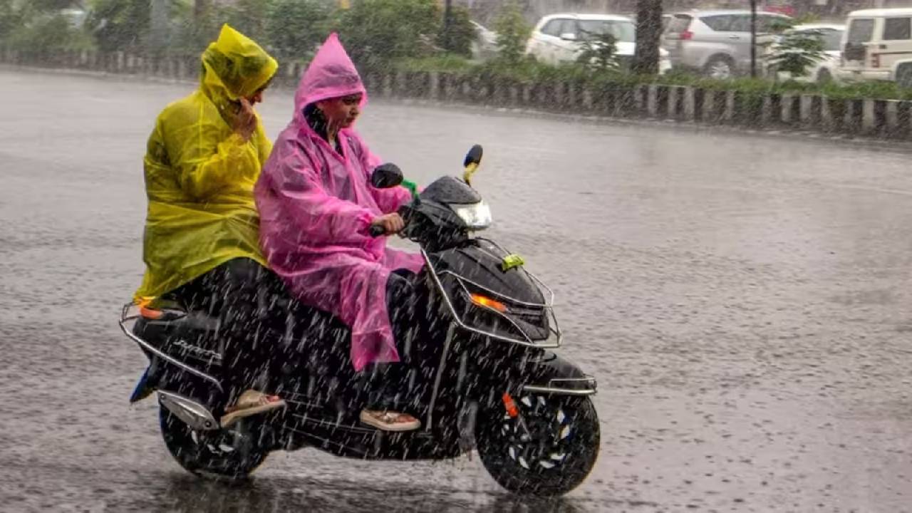Kal Ka Mausam 18 October 2026:18 अक्टूबर को देशभर में कैसा रहेगा मौसम? कई राज्यों में बारिश और आंधी का अलर्ट
