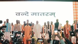 '312 सीट वाली रिकॉर्ड जीत याद दिलाने...' लखनऊ में अमित शाह ने भरी हुंकार, कार्यकर्ताओं को दिया विजय मंत्र