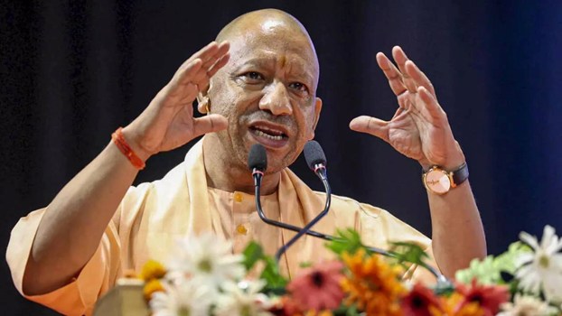 UP News: देश का 5वां सबसे बड़ा निर्यातक राज्य बना उत्तर प्रदेश, भदोही के कालीन बने मजबूती का आधार, CM योगी ने कारीगरों की मेहनत को सराहा