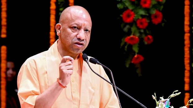UP News: 'शहर से दूरी अब शिक्षा में नहीं बनेगी बाधा', योगी सरकार ने ग्राम पंचायतों में 'डिजिटल लाइब्रेरी' पहल को दिया विस्तार