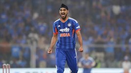 अर्शदीप सिंह इतिहास रचने के करीब,150 T20I विकेट लेने वाले पहले भारतीय बनने से दो विकेट दूर