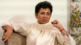 Haryana News: कुमारी सैलजा का BJP सरकार पर बड़ा आरोप, ‘लाखों पद खाली, ठेका-आउटसोर्सिंग को बढ़ावा’
