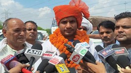 Haryana News: कॉमनवेल्थ में कांस्य जीतने वाले यशवीर का भिवानी में जोरदार अभिनंदन, युवाओं को दिया सफलता का मंत्र