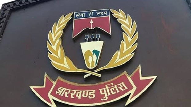 गढ़वा में पेड़ से लटकी मिली लाश, 48 घंटे बाद हुआ खौफनाक खुलासा; घर के ये दो लोग निकले आरोपी