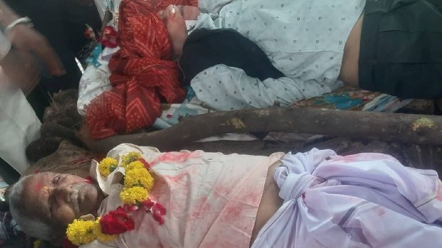 नियति के आगे सब बेबस! जिस भाई के साथ बीता बचपन उसी के साथ चिता पर ली अंतिम विदाई