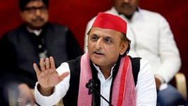 पश्चिमी उत्तर प्रदेश को साधने की कवायद, सहारनपुर में अखिलेश का मंथन; पार्टी के सांसद रहे मौजूद