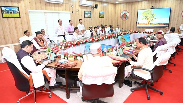 भारत-नेपाल अंतरराष्ट्रीय सीमा से सटे बनबसा में धामी कैबिनेट की बैठक, शासन को सीमांत क्षेत्रों तक ले जाने की नई पहल