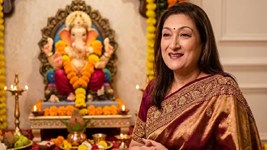 सुनीता आहूजा ने घर में किया गणपति बप्पा का स्वागत, बेटे के साथ फिल्म को लेकर भी किया बड़ा खुलासा